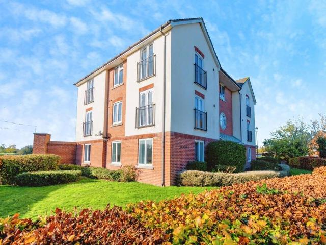 Flat for sale in Ashurst Bridge, Hampshire
