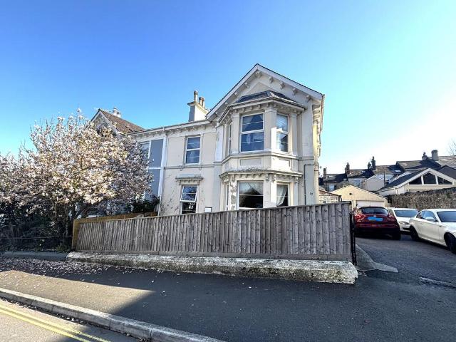 Flat for sale in Highweek, Bridford