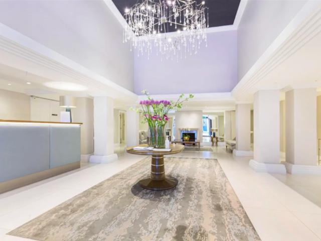 Flat for sale in Westminster, Greater London