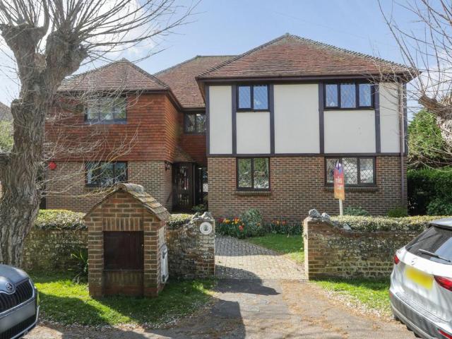 Flat for sale in Birchington, Acol