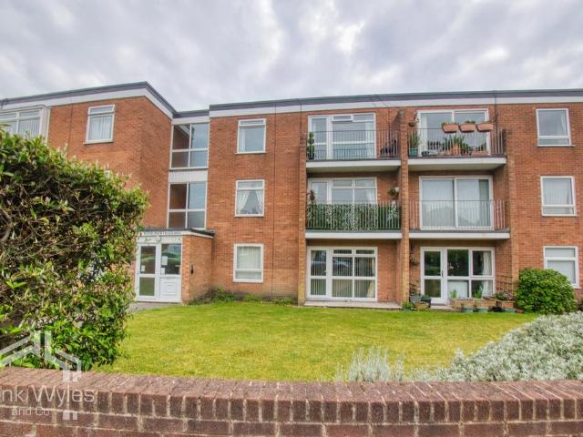 Flat for sale in St Annes, Lytham