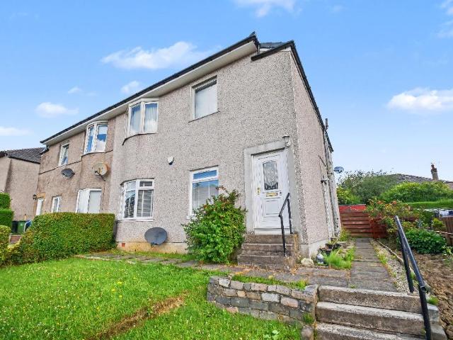 Flat for sale in Cardonald, Scotland