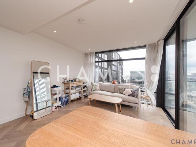 Flat for sale in Bishopsgate Without, Bishopsgate