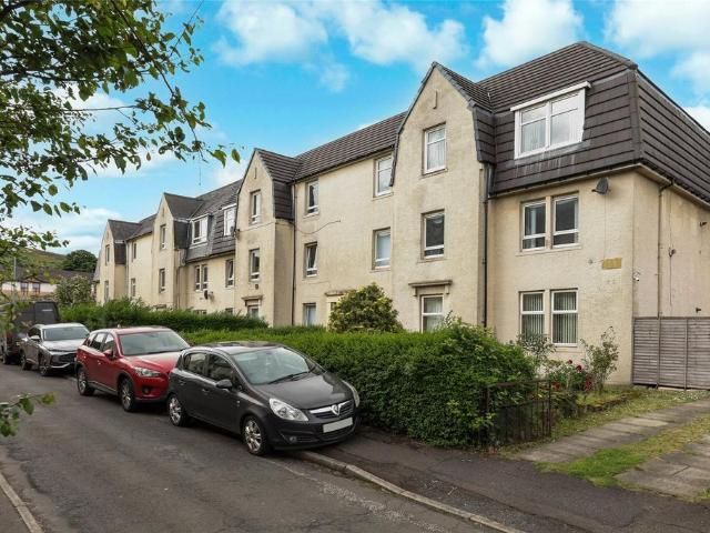 Flat for sale in Overton, Greenock
