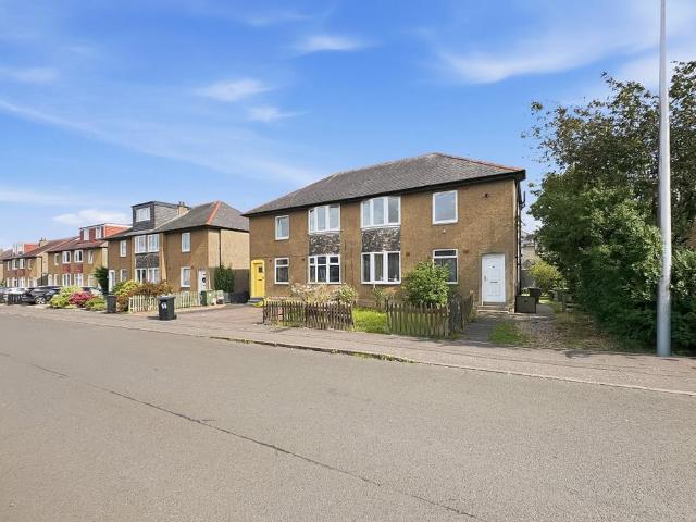 Flat for sale in Colinton Mains, Oxgangs