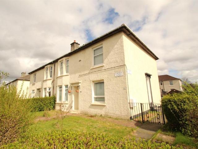 Flat for sale in Yoker, Scotland