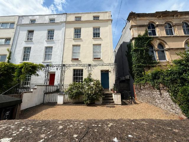 Flat for sale in Tyndall's Park, Feckenham