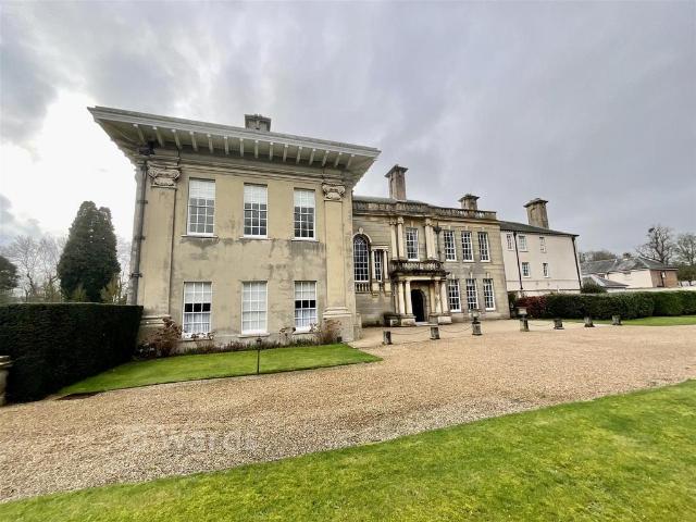Flat for sale in Oad Street, Kent