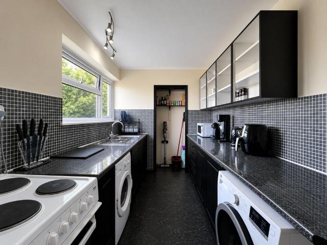 Flat for sale in Gloucester, Gloucestershire