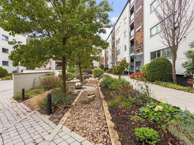 Flat for sale in Montpellier, Golden Valley