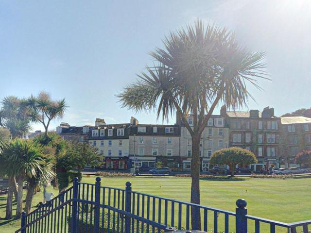 Flat for sale in Rothesay, Scotland
