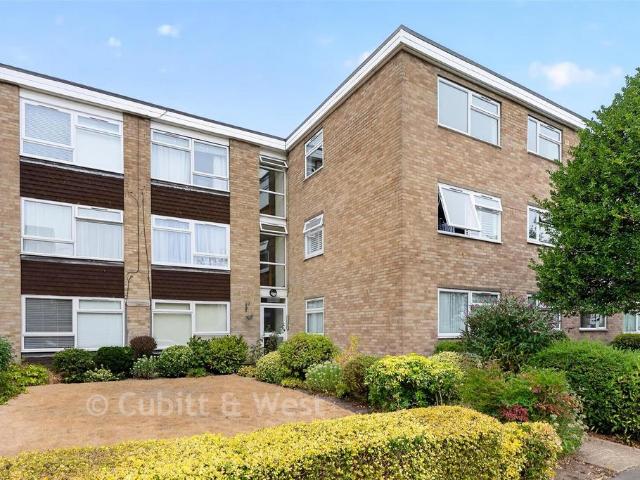 Flat for sale in Nork, Red Hill