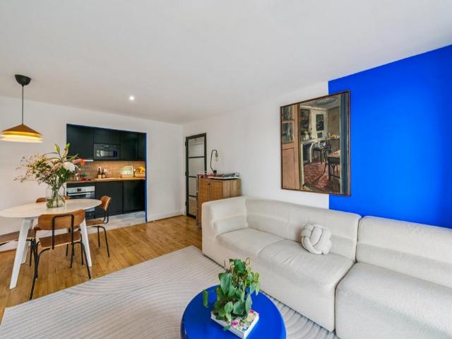 Flat for sale in Wandsworth, Greater London