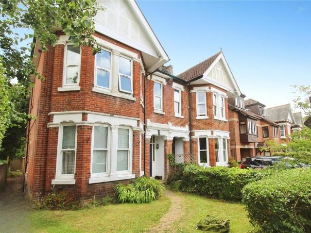 Flat for sale in Hill, City Of Southampton
