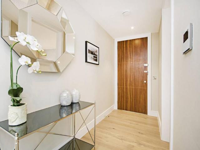 Flat for sale in Muswell Hill, Greater London