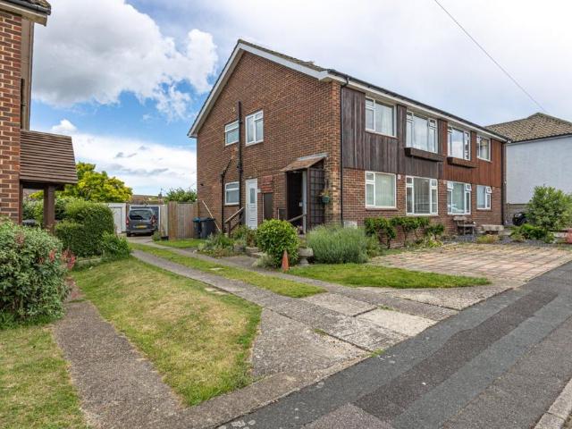 Flat for sale in Minnis Bay, Acol