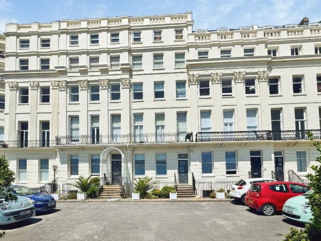 Flat for sale in Kemptown, Brighton & Hove