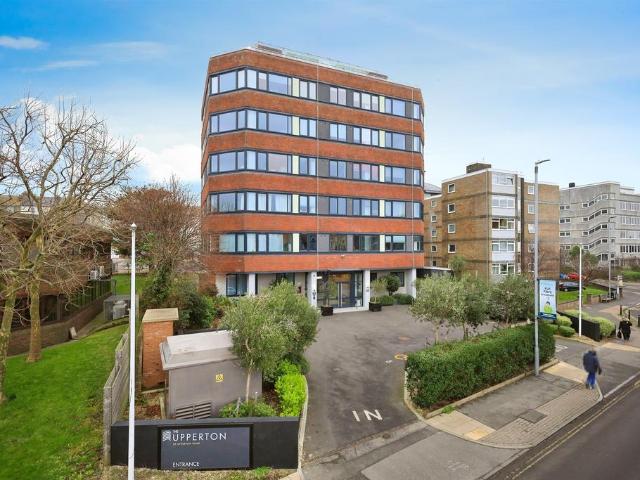 Flat for sale in Upperton, Eastbourne