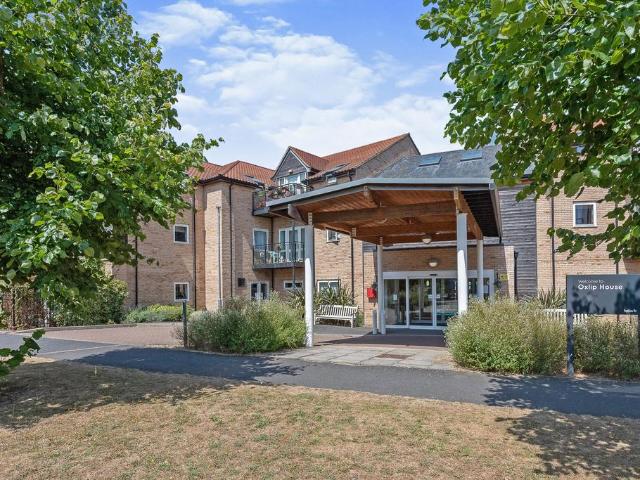 Flat for sale in Moreton Hall, Chedburgh