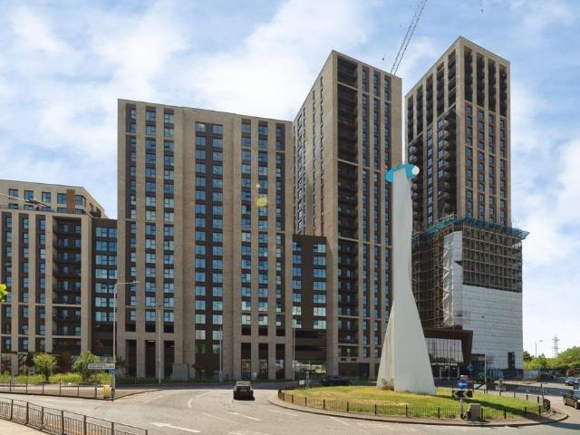 Flat for sale in Greater London