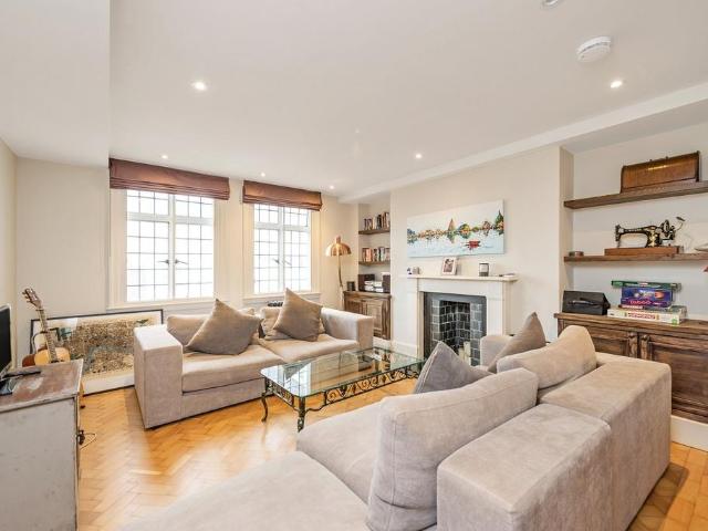 Flat for sale in Marylebone, Isle Of Man