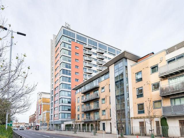 Flat for sale in Gants Hill, Isle Of Man