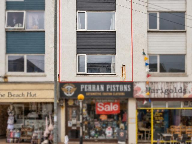 Flat for sale in Perranporth, Perranzabuloe