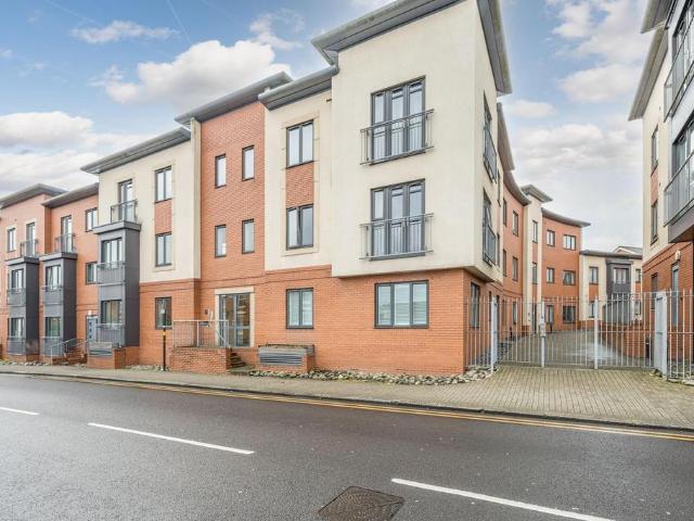 Flat for sale in Harborne, West Midlands