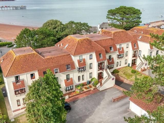 Flat for sale in Livermead