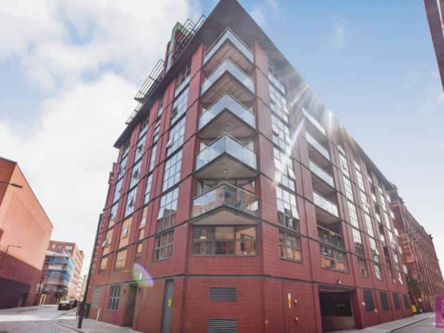 Flat for sale in Georgia, Greater Manchester