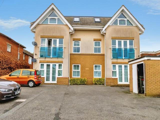 Flat for sale in Freemantle, Isle Of Man