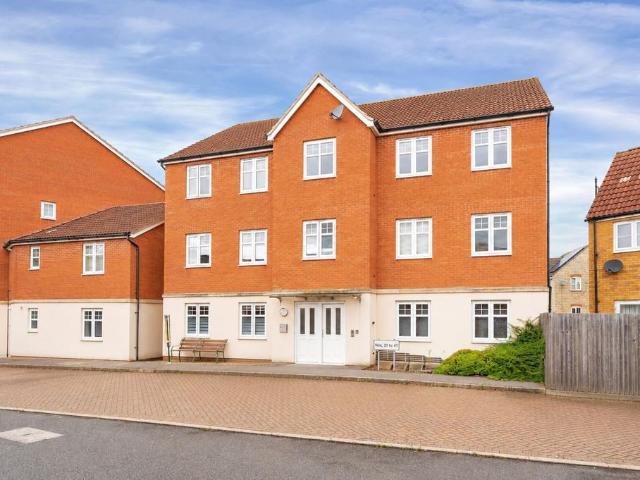 Flat for sale in Austerby, Barholm
