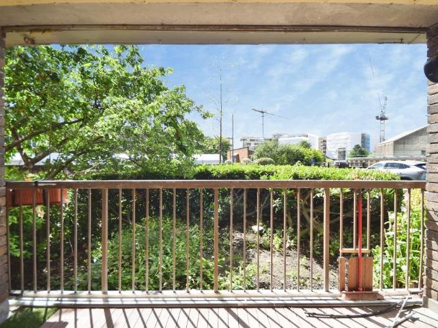 Flat for sale in London Borough of Hounslow, Greater London
