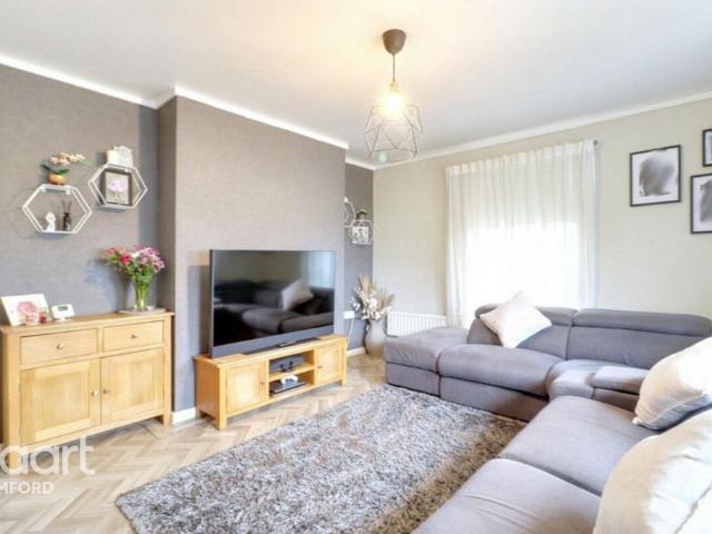 Flat for sale in London Borough of Havering, Greater London
