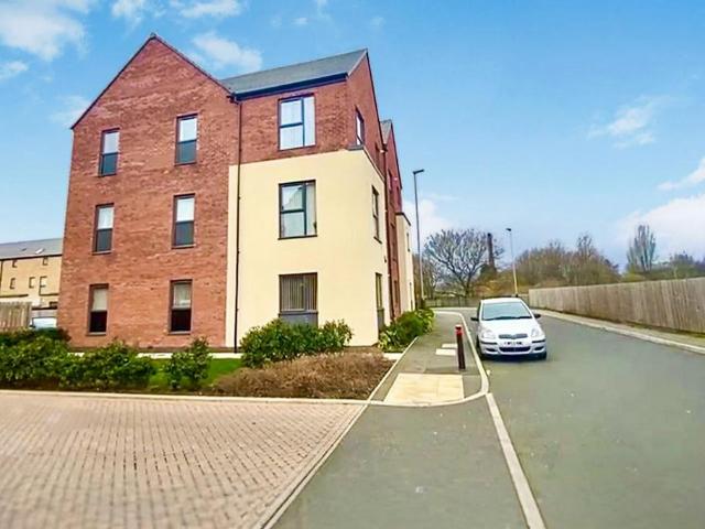 Flat for sale in Old Wharf, City Of Leicester