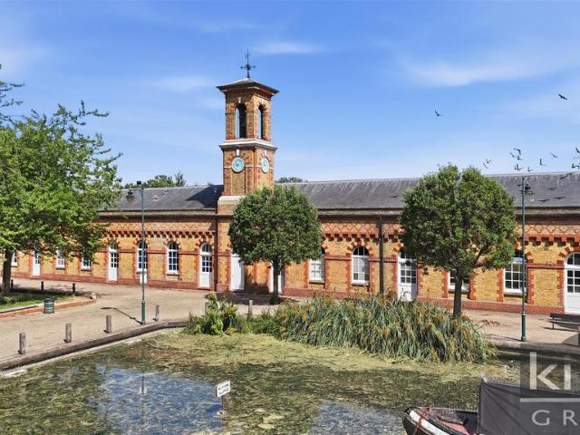 Flat for sale in Enfield Island Village, Greater London