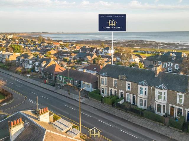 Flat for sale in Broughty Ferry, Scotland