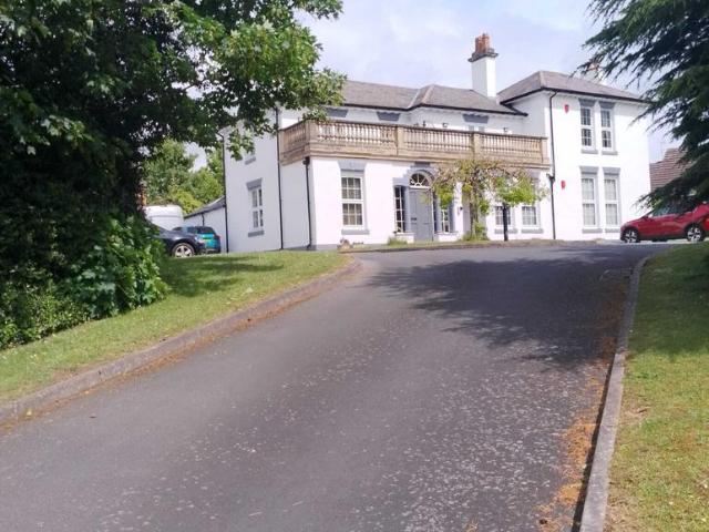 Flat for sale in Catchems End, Wyre Forest