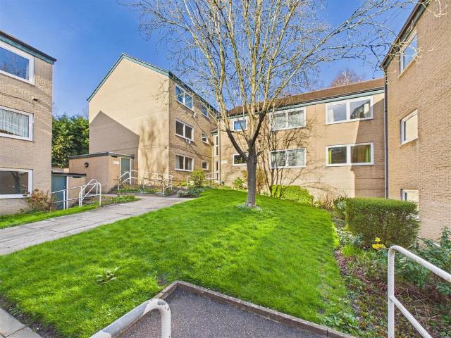 Flat for sale in Nether Green, Ranmoor