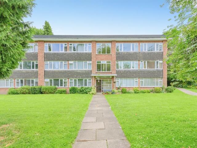 Flat for sale in Sutton Coldfield, West Midlands