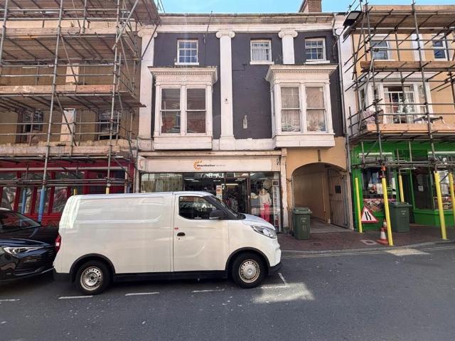 Flat for sale in Cowlease, Ventnor
