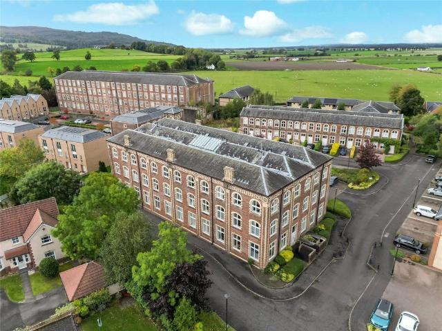 Flat for sale in Torbrex, Cambusbarron