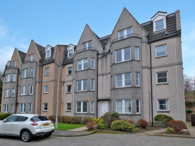 Flat for sale in Ferryhill, Ballindoch