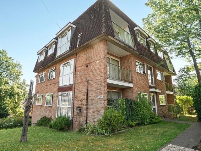 Flat for sale in Charlotteville, Westborough