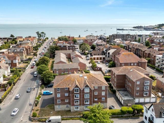 Flat for sale in Swanage, East Dorset