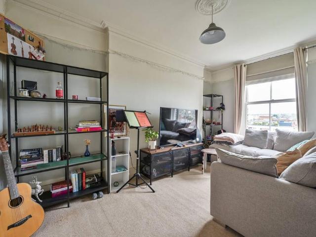 Flat for sale in Putney, Isle Of Man