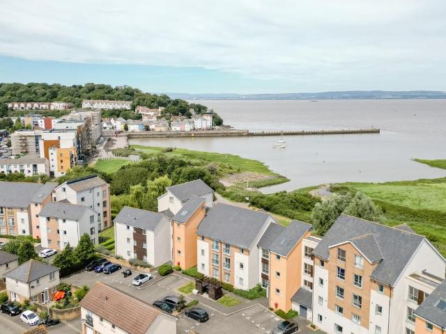 Flat for sale in Port Marine, Portishead