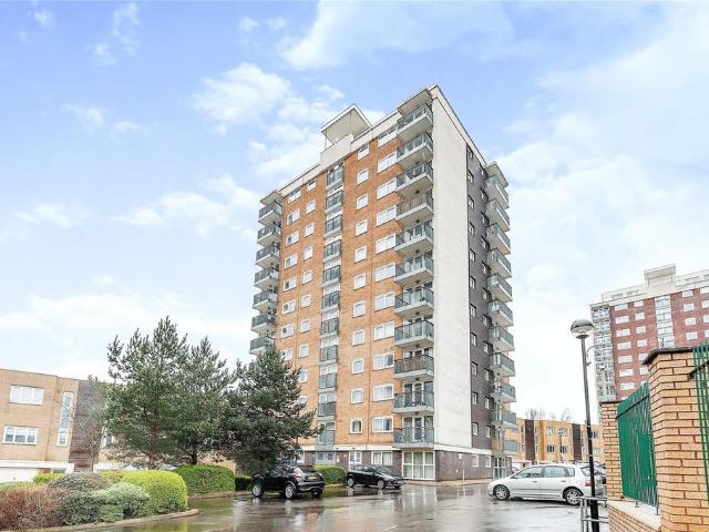 Flat for sale in Higher Blackley, Georgia