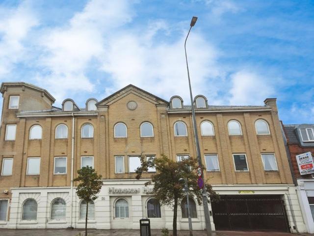 Flat for sale in Moulsham, Chelmsford