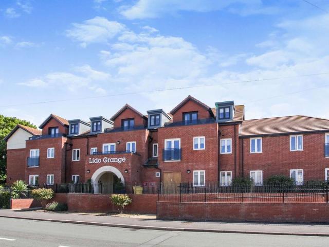 Flat for sale in Prestatyn